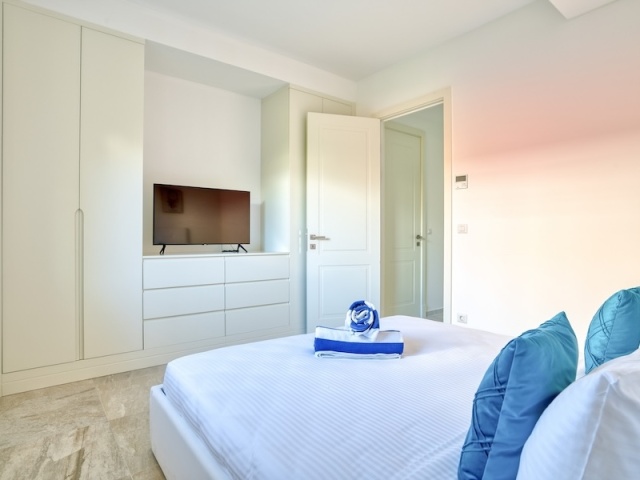 Premium one-bedroom apartment in Lustica Bay