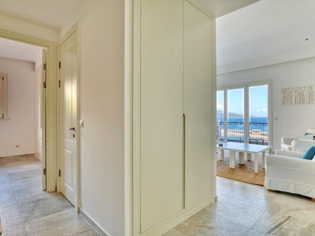 Premium one-bedroom apartment in Lustica Bay