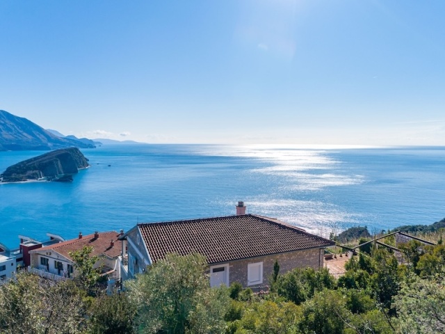 Urbanised Hillside Plot with Spectacular Sea and Old Town Views, Budva