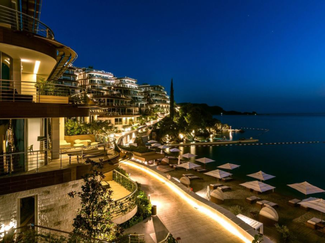 Dukley Gardens, Budva