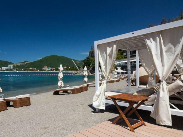 Dukley Gardens, Budva