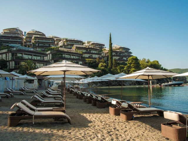 Dukley Gardens, Budva