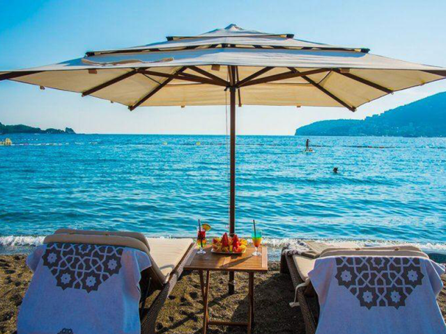 Dukley Gardens, Budva