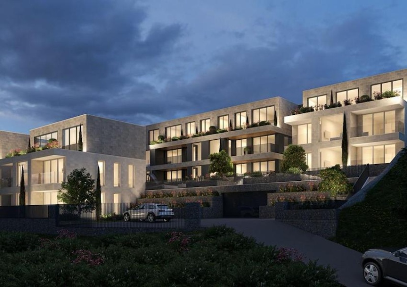 One-bedroom apartment in a new residential complex just 20 meters from the sea, Kotor Bay
